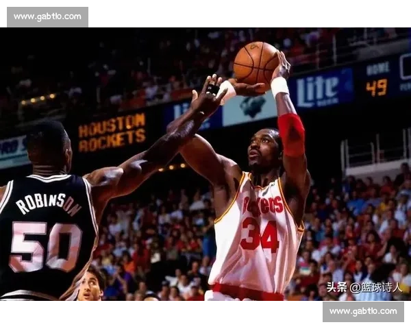 单赛季 150 抢断 + 150 盖帽:历史级防守成就,哪些球星做到过?